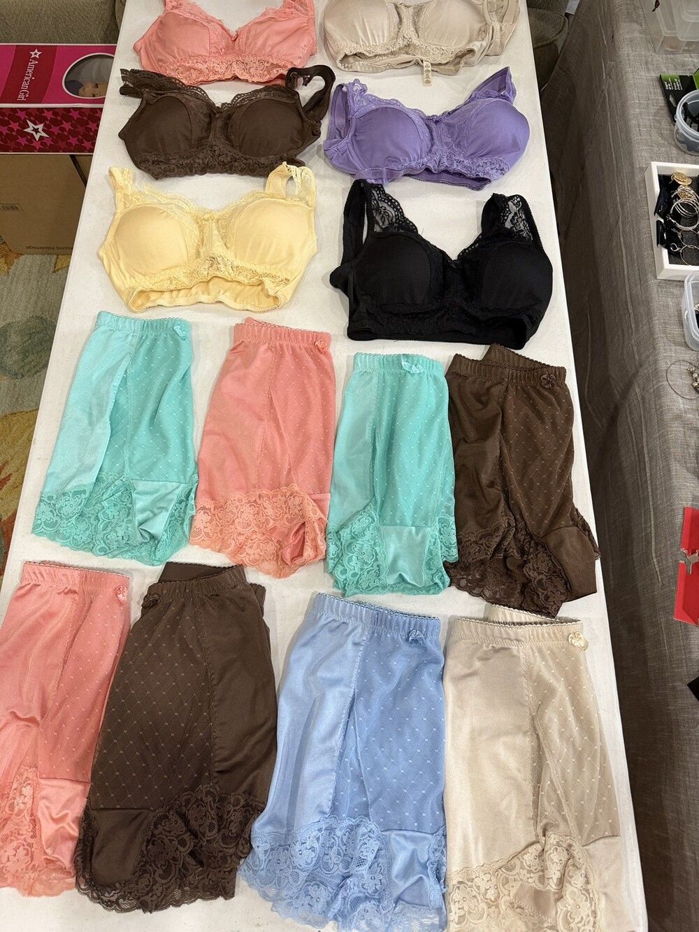 Rhonda Shear Women's 15pck Pin-Up Panty & bra with Lace Detail Sm & med
